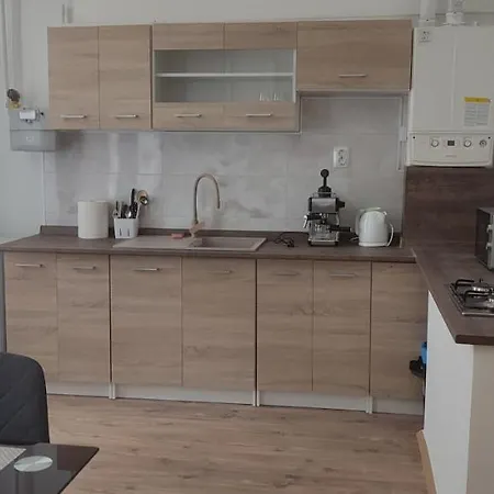 Kriston Apartman 2 Miskolc Buitenkant foto